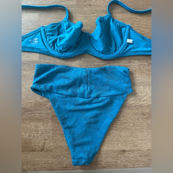 Aerie blue lace bikini underwire bra top, high waisted bottoms size 34C & small - Picture 2 of 5
